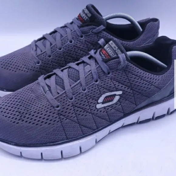 Men's Skechers 9.5 relaxed fit, gel infused, memory foam Charcoal Black Sneakers - Picture 2 of 8